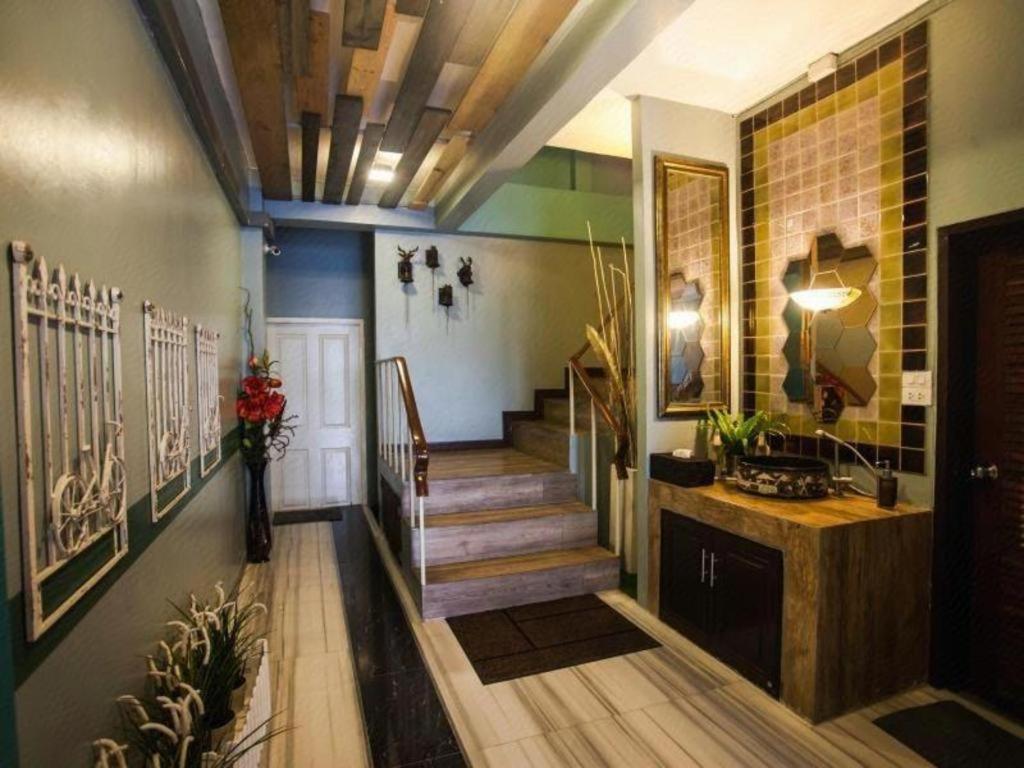 Phaphoom Boutique Residence Bangkok Exterior photo